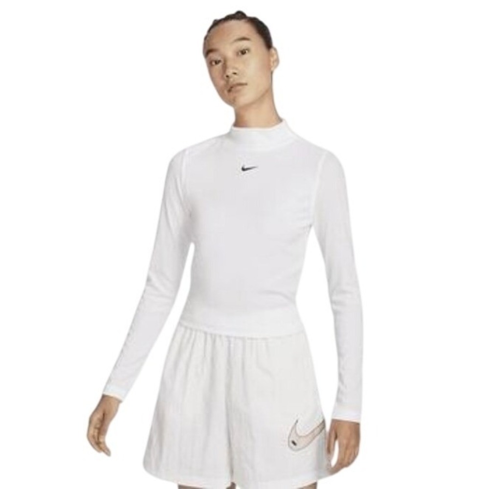 Nike Women's Sportswear Essentials White Long Sleeve Mock Neck‎ Top, XL
